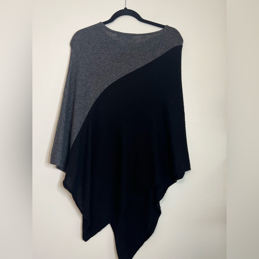 Celeste Wool Cashmere‎ Colorblock Poncho Black Gray Asymmetrical OS - Picture 4 of 4